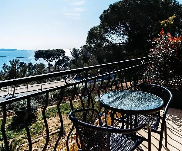 Konukevi La Maison Fratelli Hyères